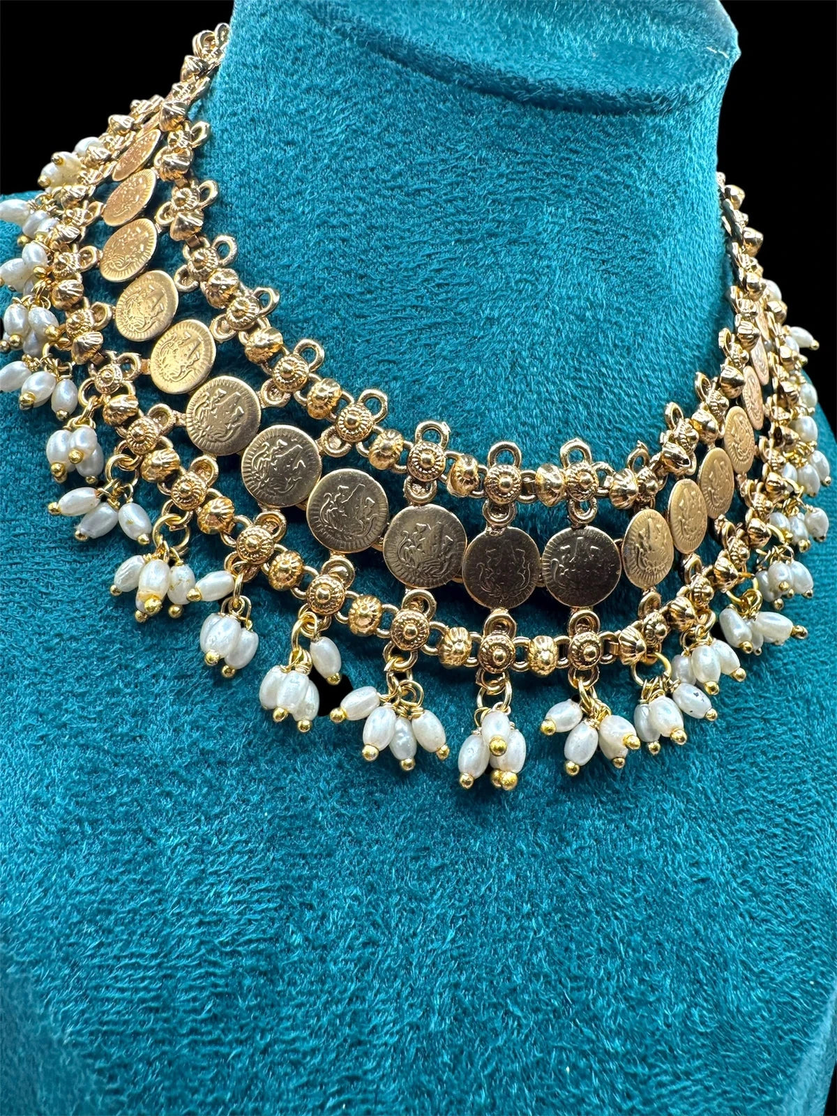 Vintage-Inspired Gold Tone Coin & Pearl Choker Necklace – view 2