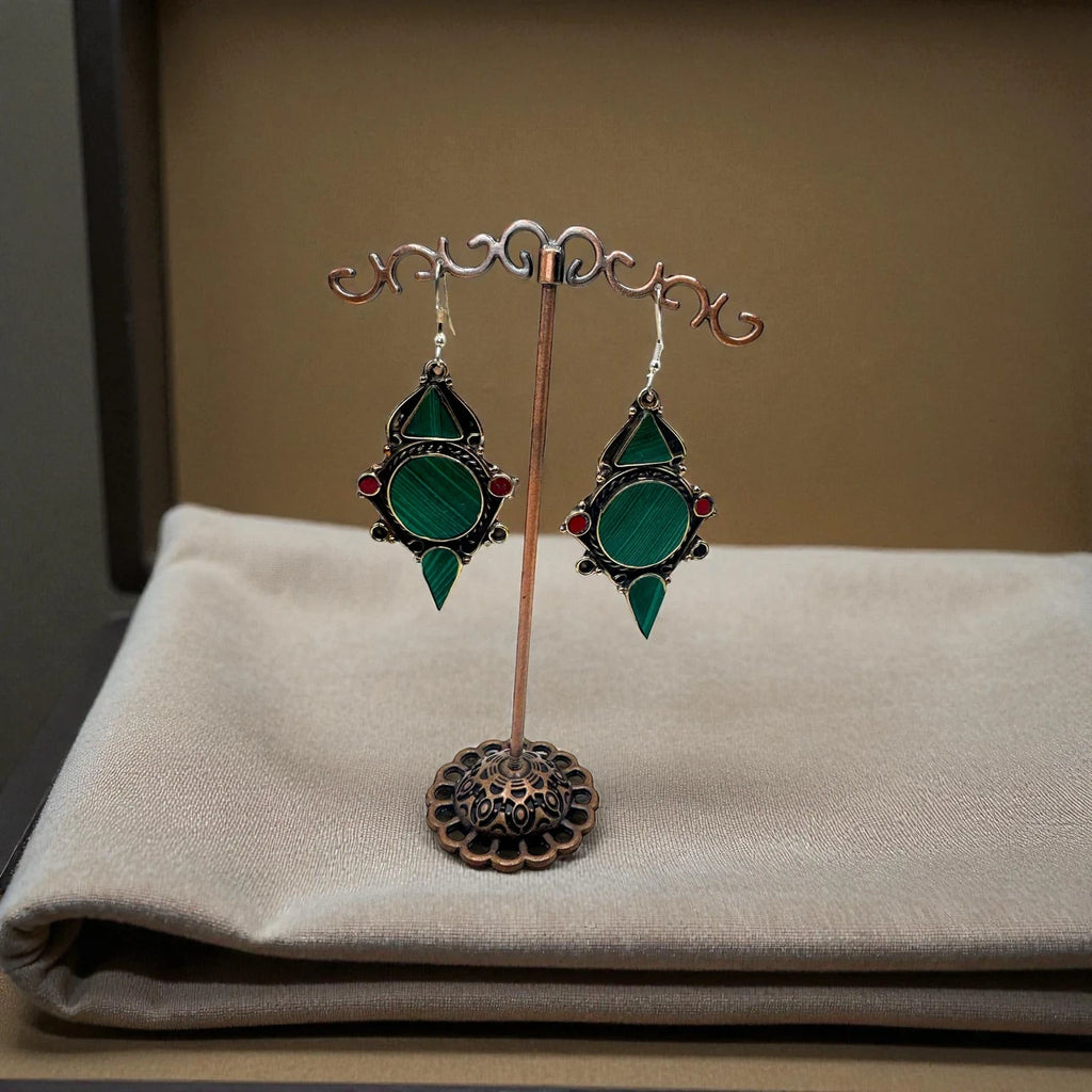 Vintage Boho Green Dangle Earring – view 3