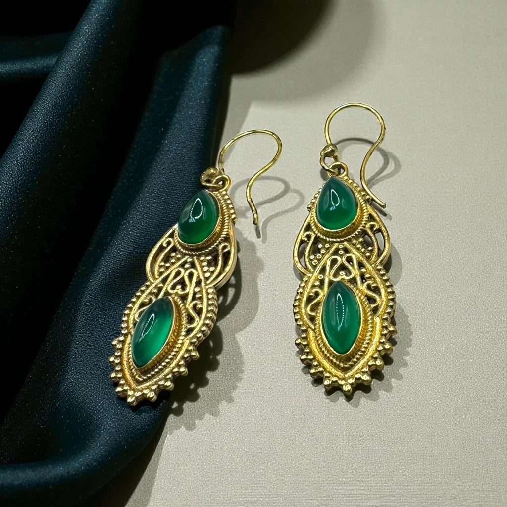 Vintage-Style Gold Earrings with Green Stone – view 3