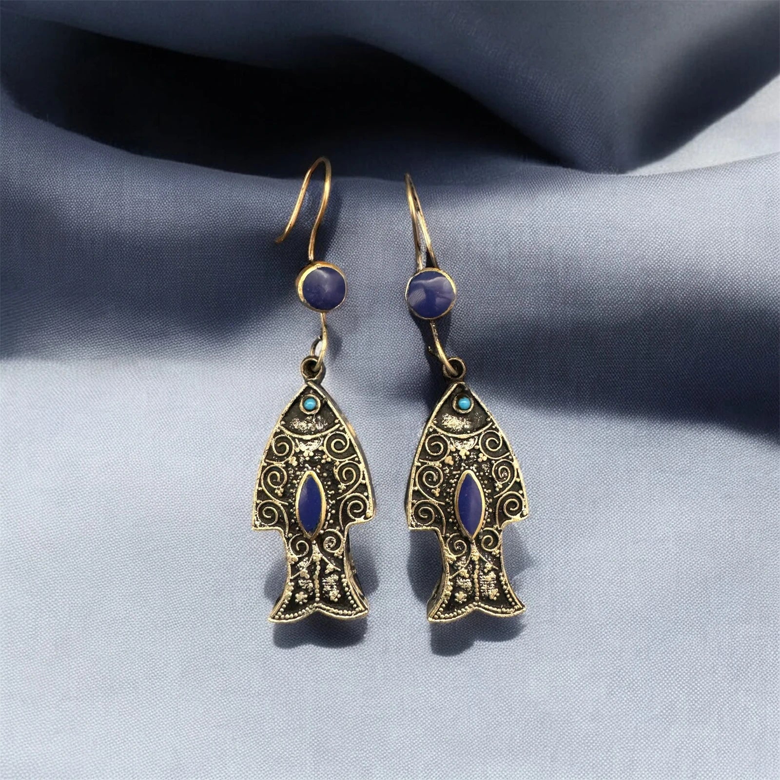 Vintage Boho Fish-Shaped Dangle Earring – view 3