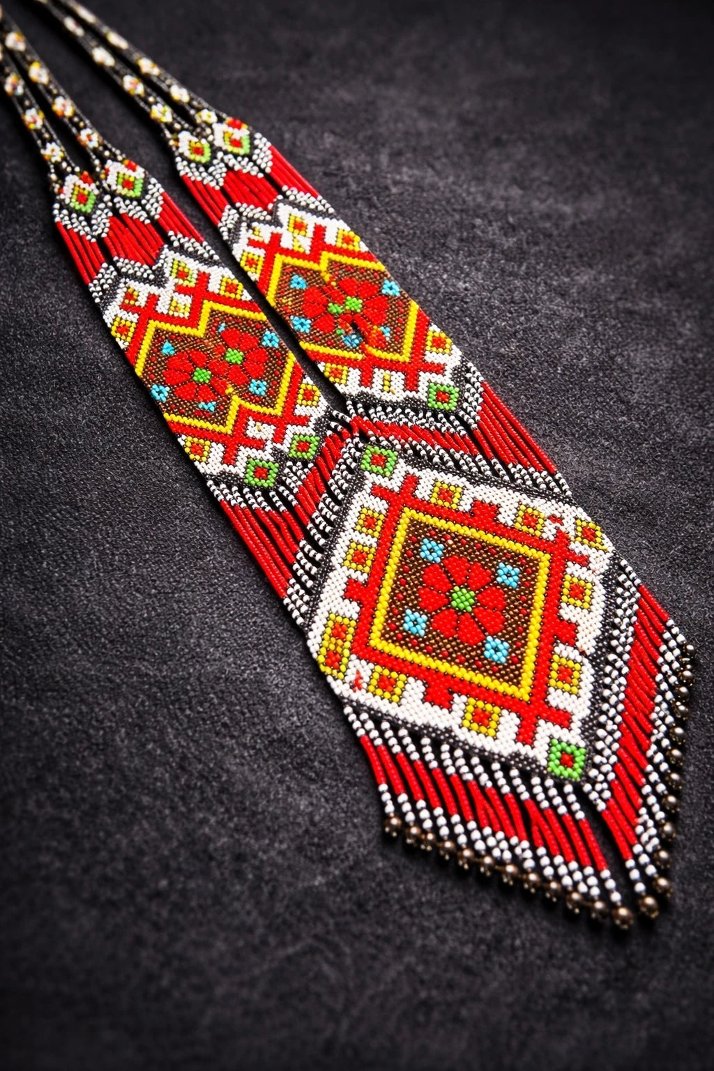 Handmade Geometric Beaded Necklace – view 2