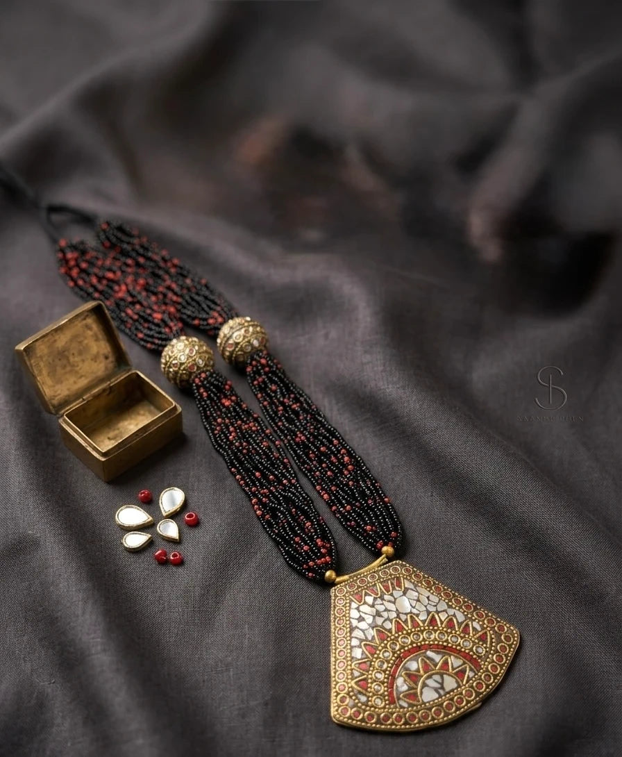 Handcrafted Kundan Mosaic & Multi-Strand Seed Beads – view 2
