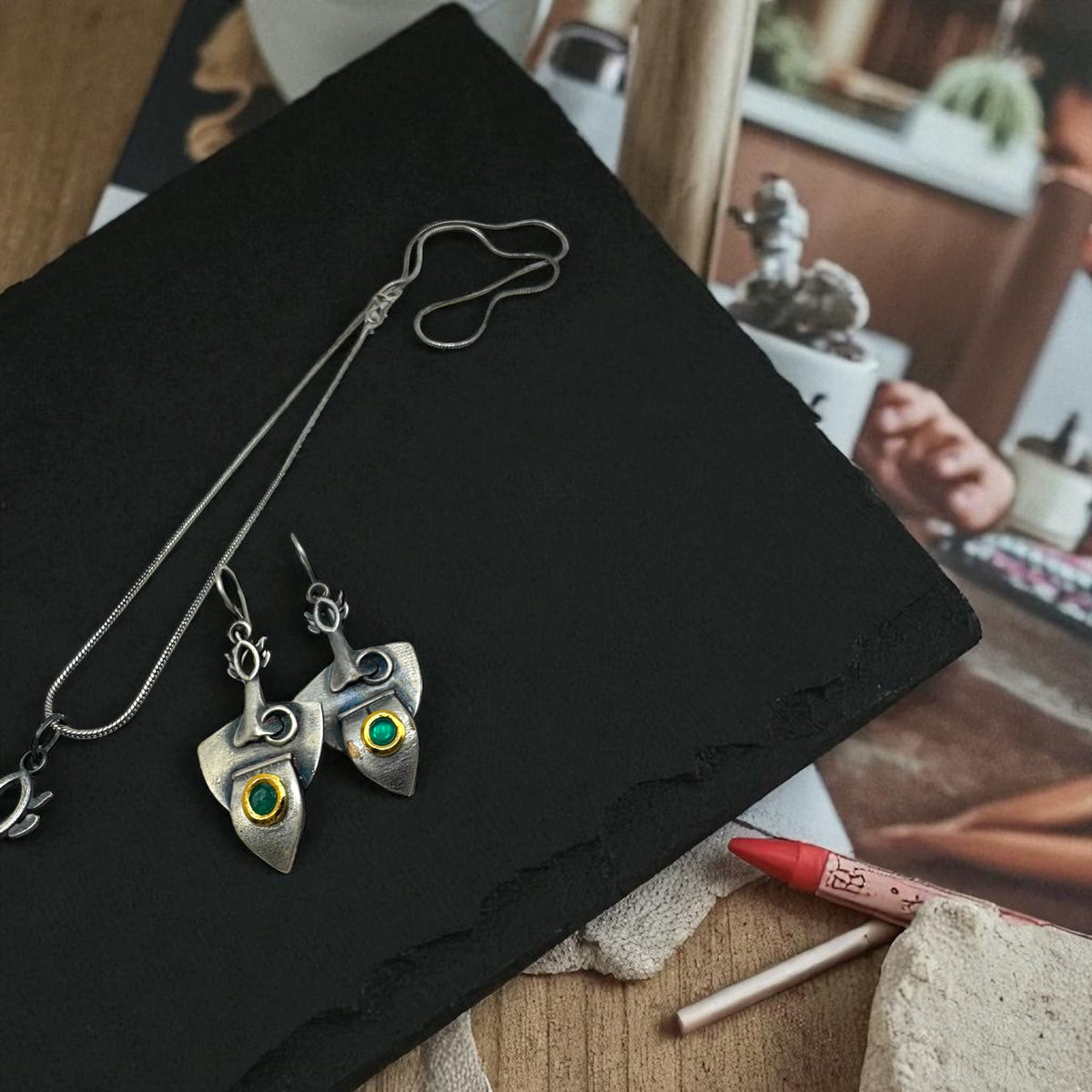 Boho kali Mata Tribal Pendant & Earring Set – Silver & Green