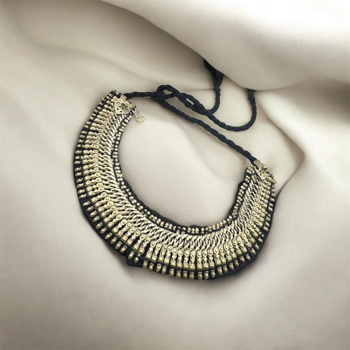 Boho Silver Choker – Tribal Statement Necklace